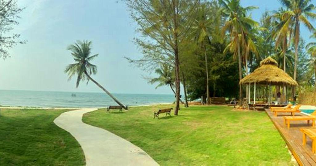 منتجع ميت ذا سي Khlong Yai الغرفة الصورة